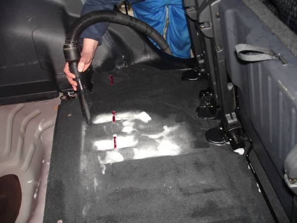 Запах в салоне автомобиля  распознаем и устраняем