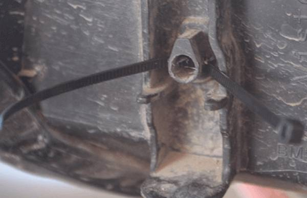 Запотевание фар как бороться с этим явлением Запотевание фар как бороться с этим явлением