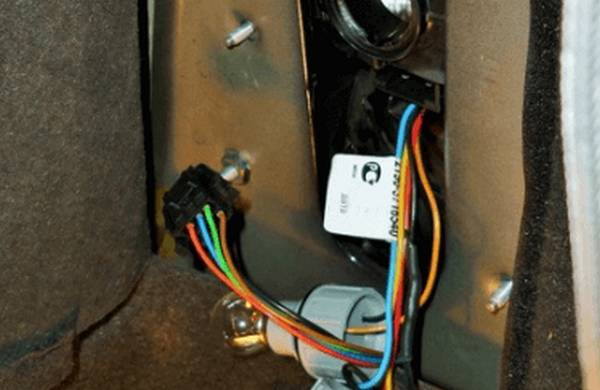 Запотевание фар как бороться с этим явлением Запотевание фар как бороться с этим явлением