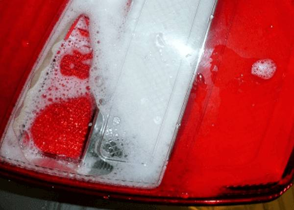 Запотевание фар как бороться с этим явлением Запотевание фар как бороться с этим явлением