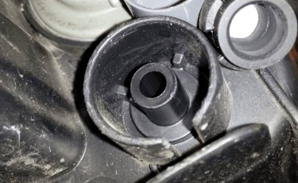 Запотевание фар как бороться с этим явлением Запотевание фар как бороться с этим явлением