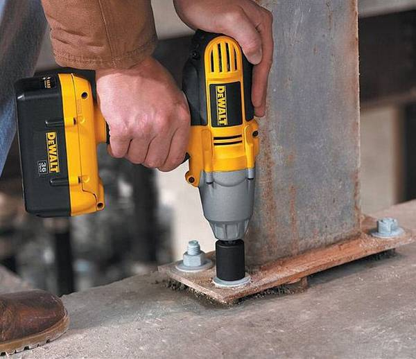 Автомобильный гайковерт  как выбрать хороший инструмент? Автомобильный гайковерт  как выбрать хороший инструмент?