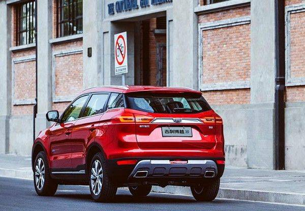 Новый флагман линейки Geely приедет в Россию в сентябре