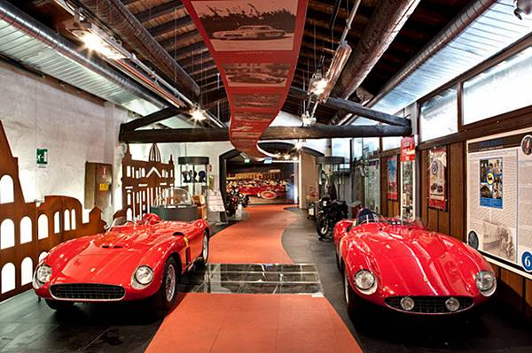 Топ-10 лучших автомобильных музеев в мире Топ-10 лучших автомобильных музеев в мире